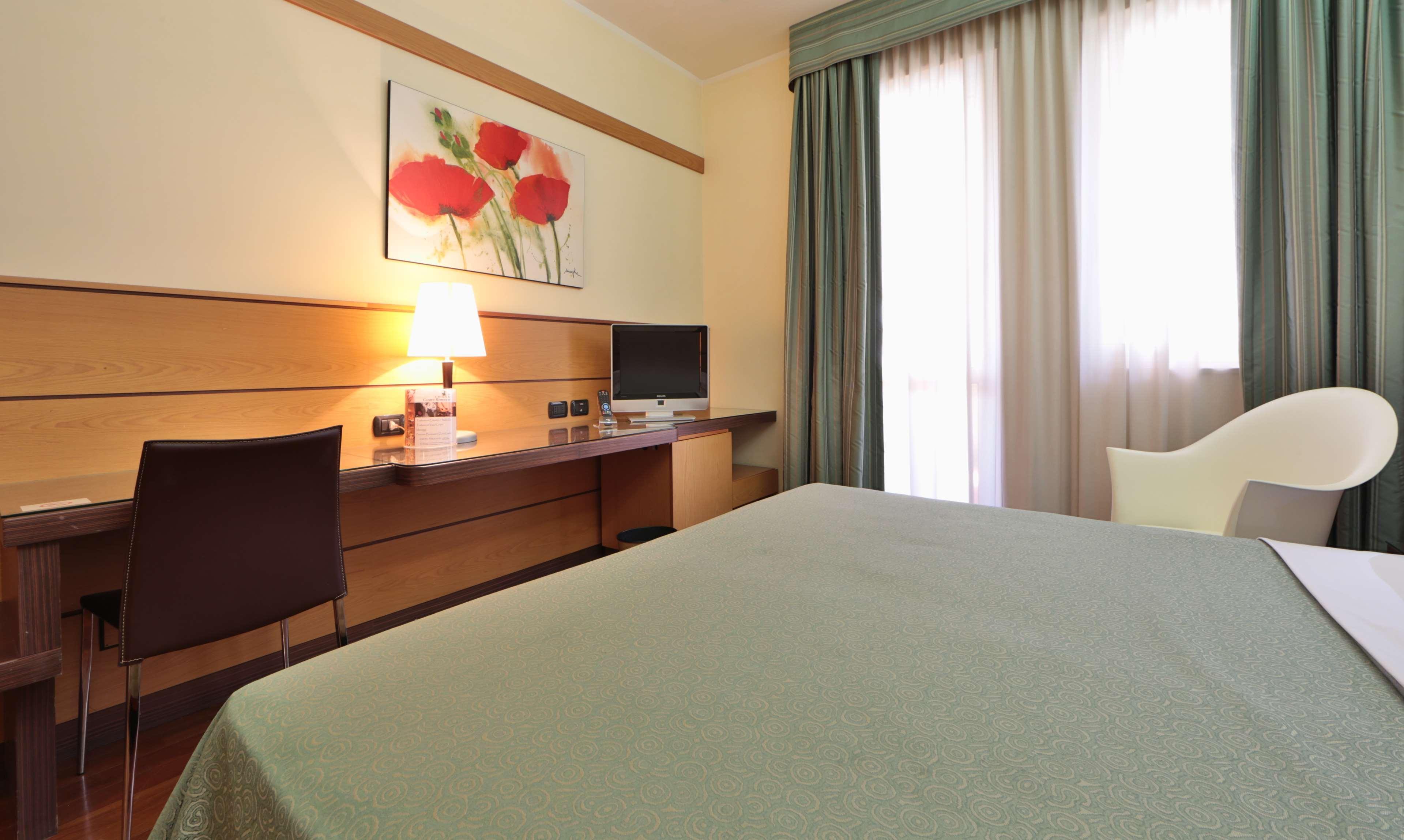 Best Western Hotel Dei Cavalieri Barletta Luaran gambar